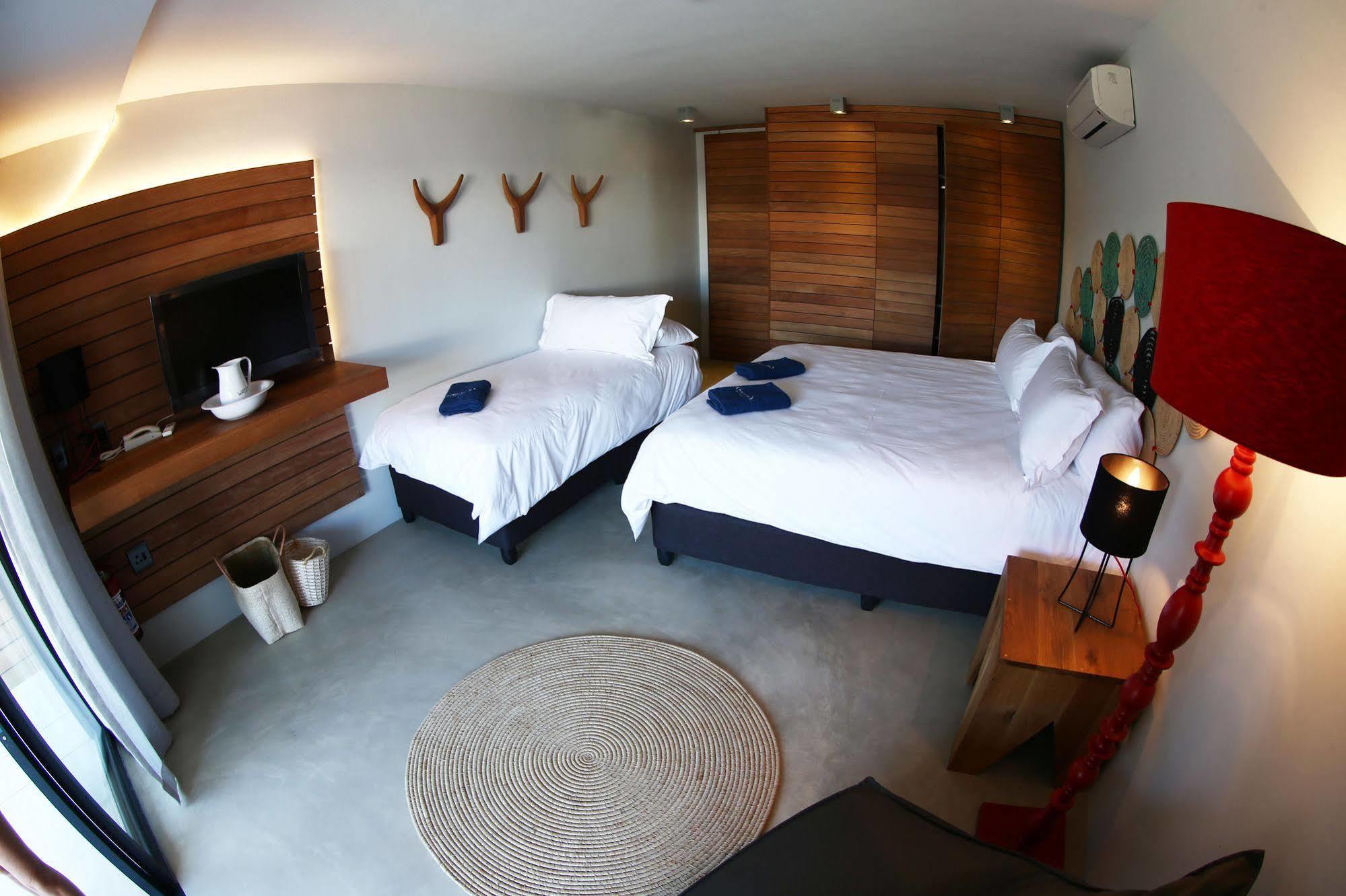 Windtown Lagoon Hotel Langebaan Exterior photo